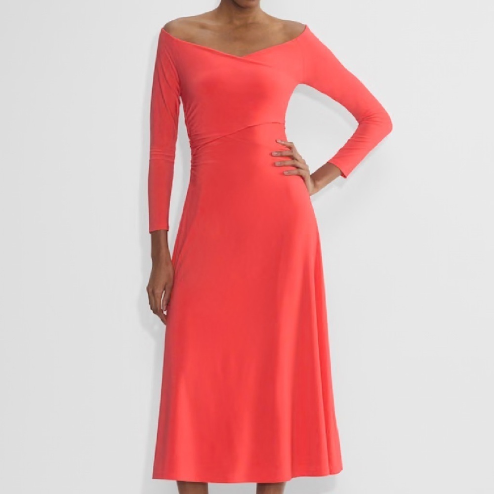 NWT! Aritzia Babaton Title Dress in Cherry Red Off-the-Shoulder Midi Size S